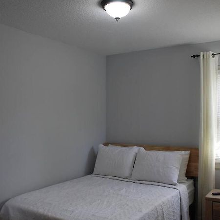 ☆The Oasis In Murray Hill☆ -Sleeps 8- Wifi- Cozy Джаксънвил Екстериор снимка