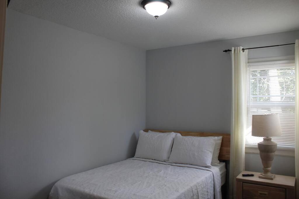 ☆The Oasis In Murray Hill☆ -Sleeps 8- Wifi- Cozy Джаксънвил Екстериор снимка