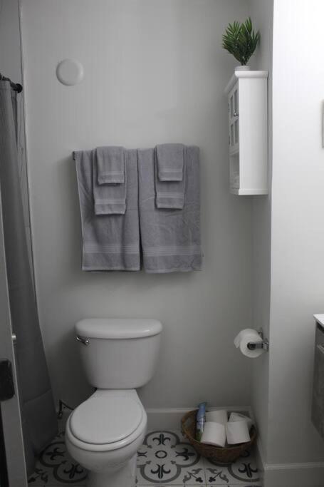 ☆The Oasis In Murray Hill☆ -Sleeps 8- Wifi- Cozy Джаксънвил Екстериор снимка